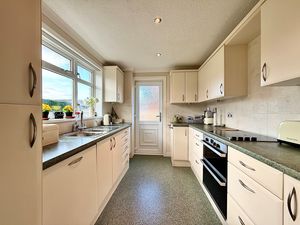 Photo 7- click for photo gallery